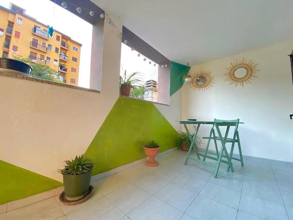Appartamento Conte Rosso House Con Terrazza In Coorte Tranquilla A Due Passi Da Stazione E Metropolitana Lambrate Milano